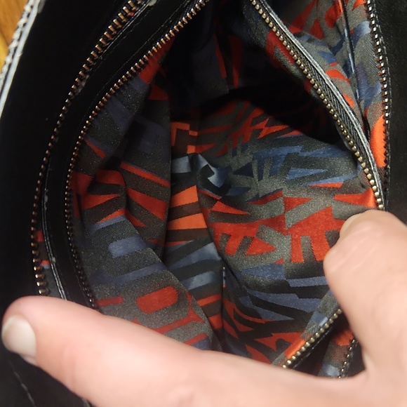 Vivienne Westwood crossbody, black leather with space ship design - Picture 14 of 16